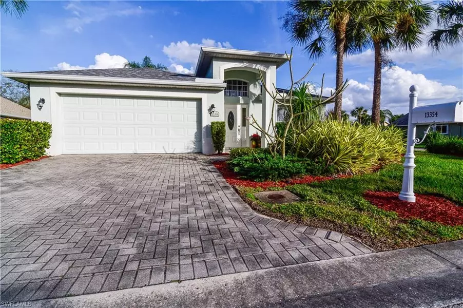 13354 Queen Palm RUN, North Fort Myers, FL 33903