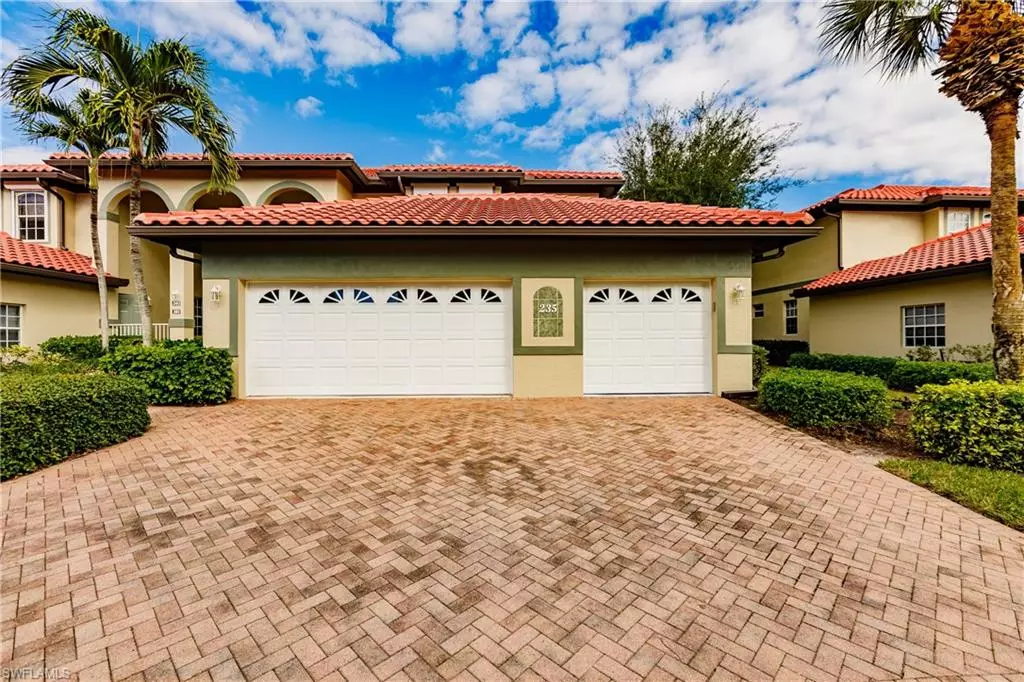 Marco Island, FL 34145,235 Waterside CIR #7-102