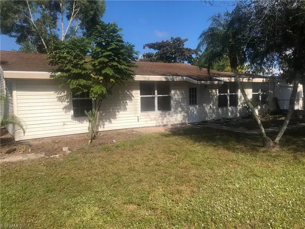 10205 Pennsylvania AVE, Bonita Springs, FL 34135