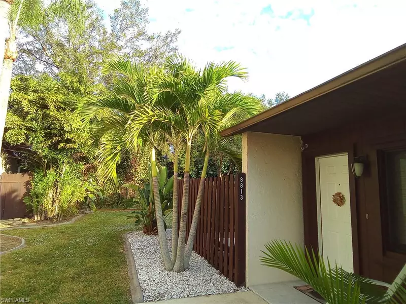 8813 Somerset BLVD, Fort Myers, FL 33919