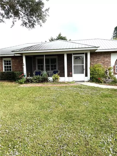 908 Ponce De Leon AVE, Clewiston, FL 33440