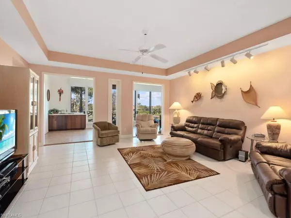 Marco Island, FL 34145,828 Hideaway CIR E #4-425