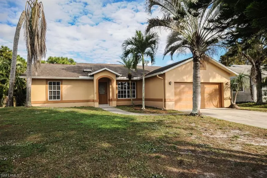 18581 Winter Haven RD, Fort Myers, FL 33967