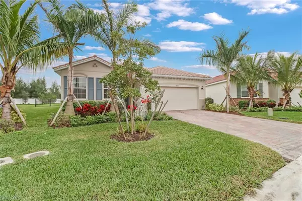 3038 Birchin LN, Fort Myers, FL 33916