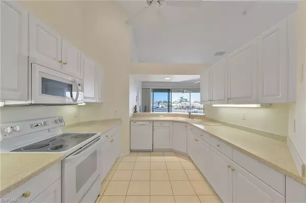 Marco Island, FL 34145,230 Waterside CIR #201