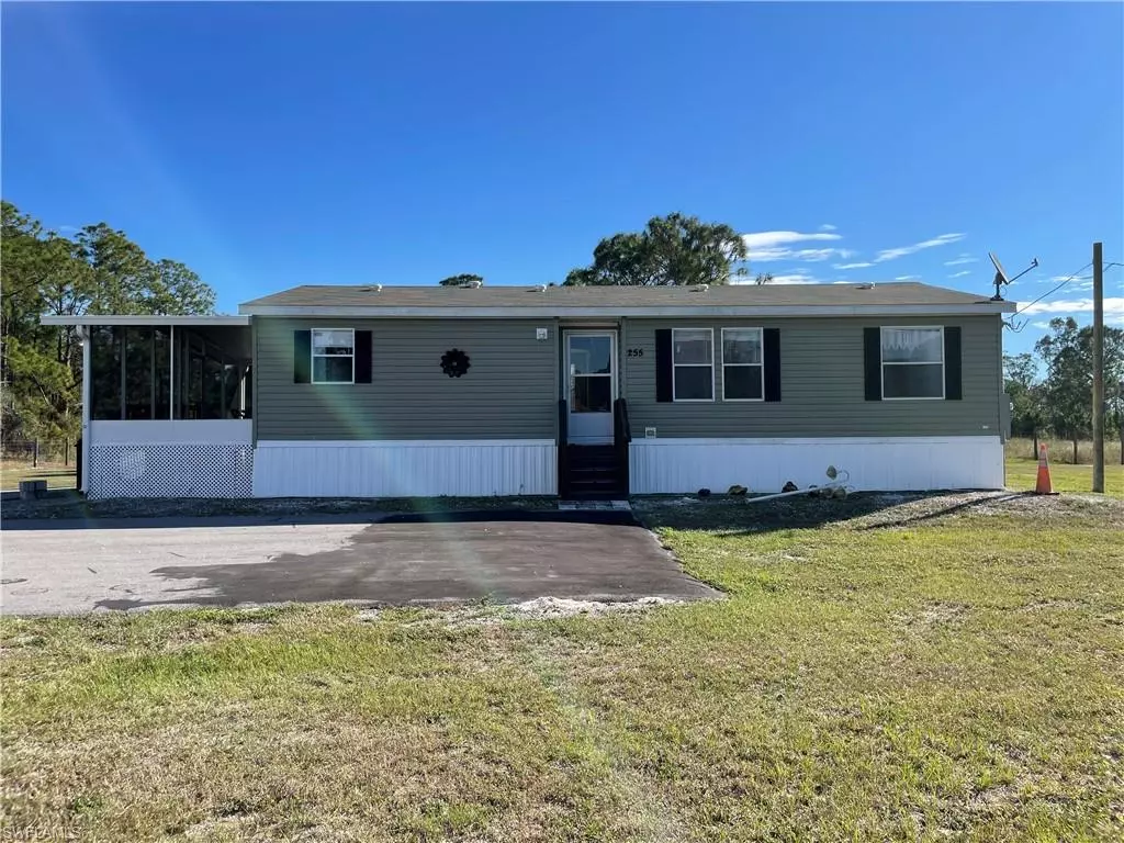 Clewiston, FL 33440,255 N Trebol ST