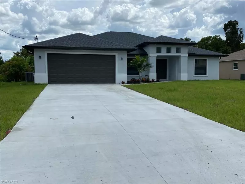 3903 25th ST SW, Lehigh Acres, FL 33976