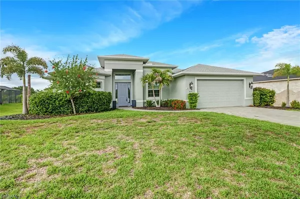 8231 Hunters Glen CIR, North Fort Myers, FL 33917