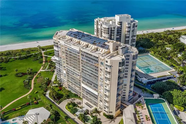 Naples, FL 34103,4041 Gulf Shore BLVD N #308