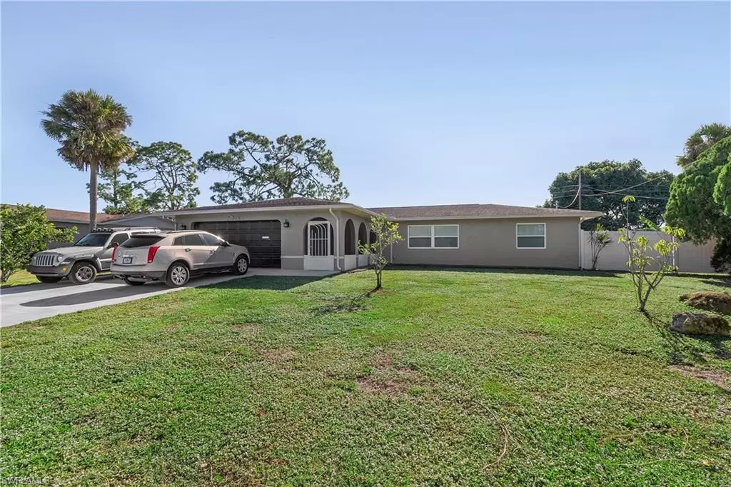 Lehigh Acres, FL 33936,316 Dania ST