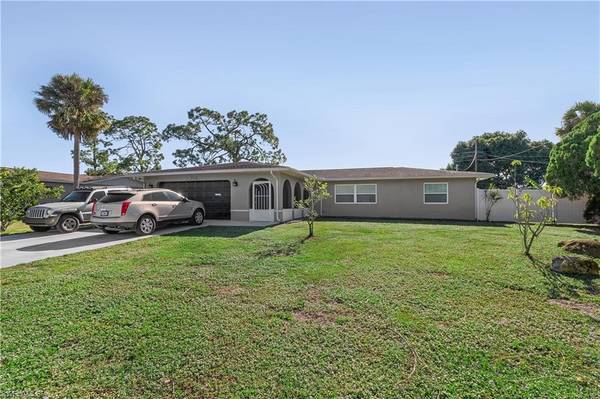 316 Dania ST, Lehigh Acres, FL 33936