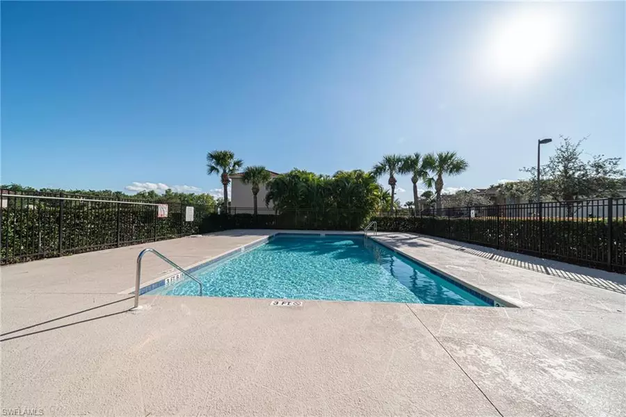 4172 Castilla CIR #202, Fort Myers, FL 33916