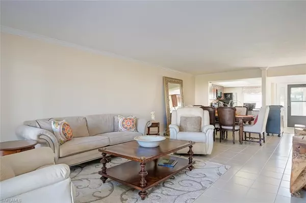 Naples, FL 34110,145 Cypress WAY E #A