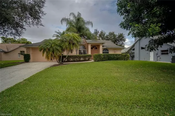 6609 Highland Pines CIR, Fort Myers, FL 33966