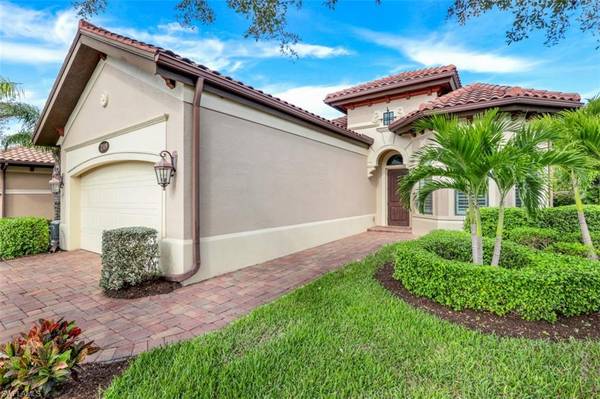 7319 Lantana CIR, Naples, FL 34119