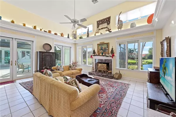 Naples, FL 34108,725 Jamestown LN