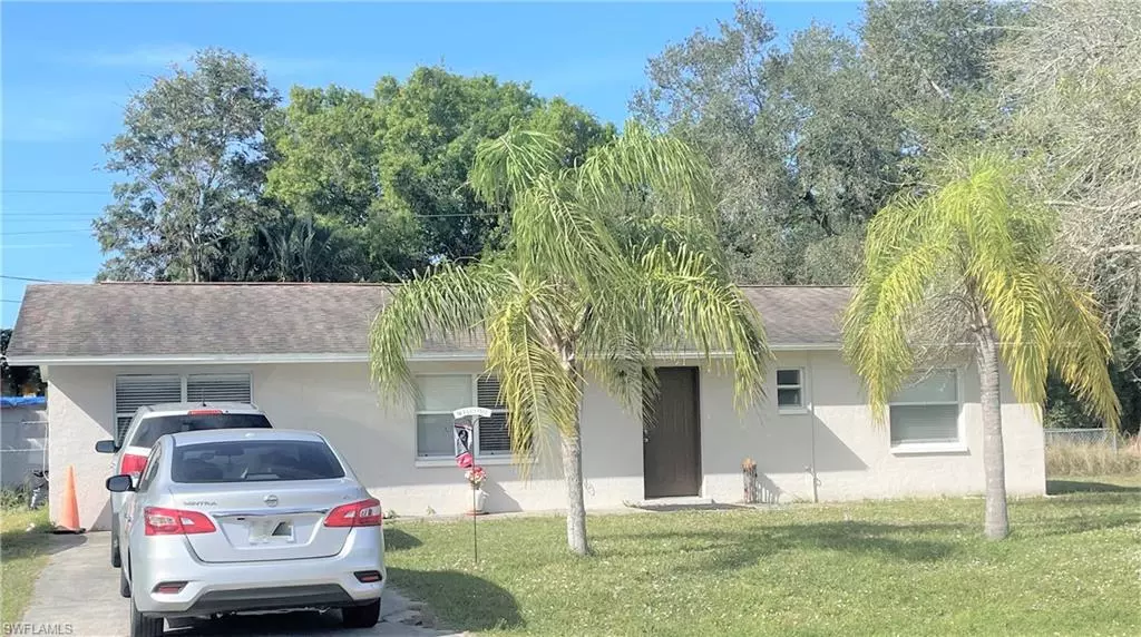 Fort Myers, FL 33905,1849 Brickroad CT