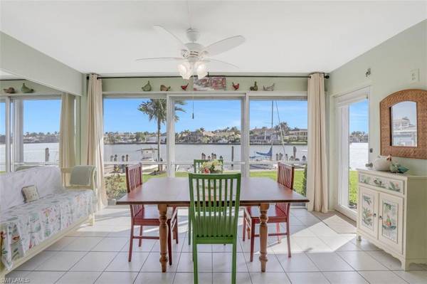 3400 Gulf Shore BLVD N #J1, Naples, FL 34103