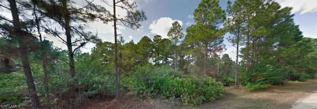 2011 Scott AVE, Alva, FL 33920