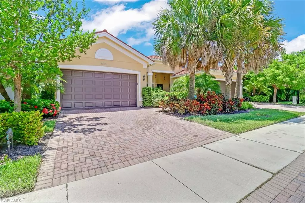 Naples, FL 34109,13553 Coronado DR