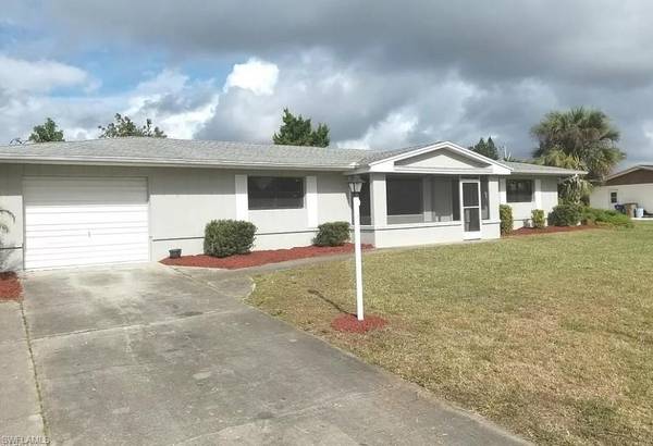 403 Hollywood ST, Lehigh Acres, FL 33936