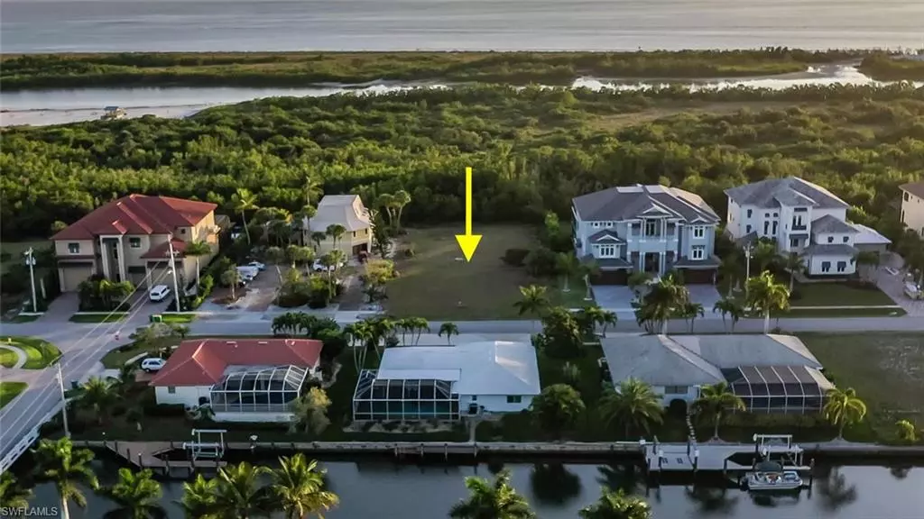 556 Spinnaker DR, Marco Island, FL 34145