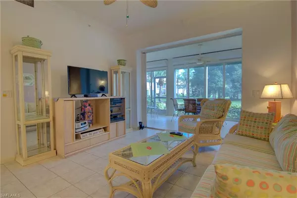 Naples, FL 34114,6840 Beach Resort DR #2715