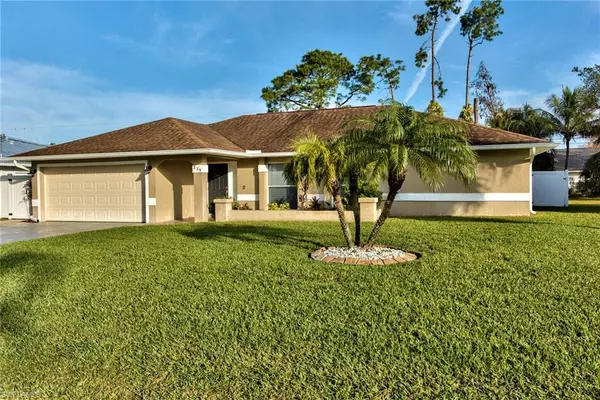 Naples, FL 34110,239 Johnnycake DR