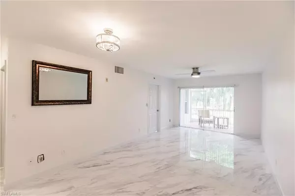 Naples, FL 34110,105 Wading Bird CIR #U-104