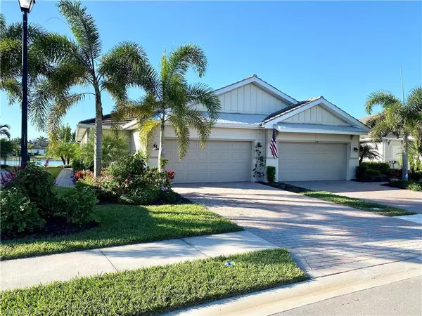 14827 Edgewater CIR, Naples, FL 34114