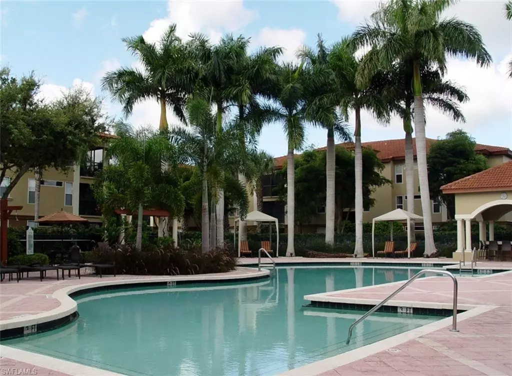 Bonita Springs, FL 34135,8861 Colonnades CT W #215