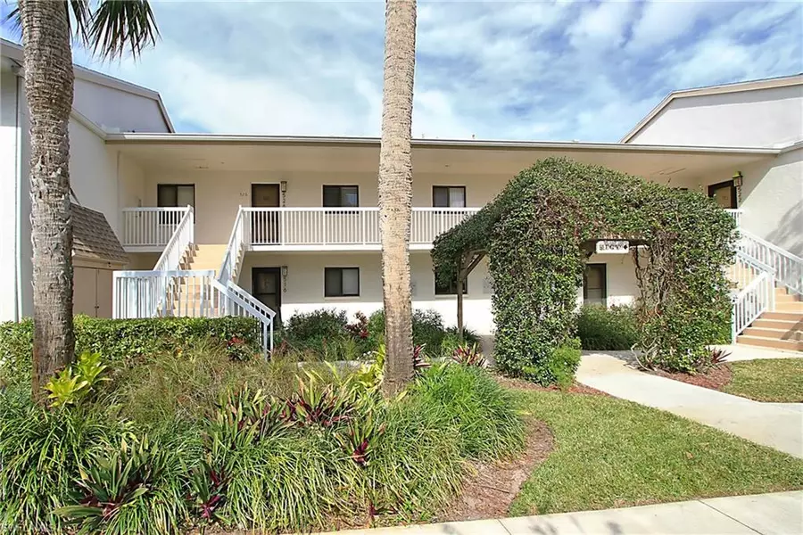 910 Vanderbilt Beach RD #526W, Naples, FL 34108