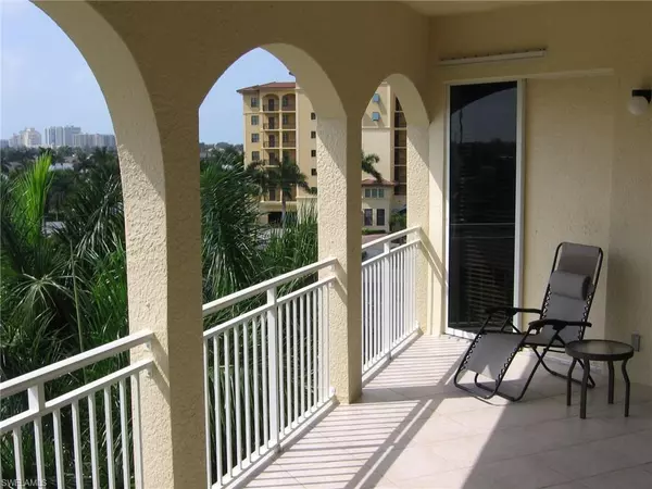 Marco Island, FL 34145,886 Park AVE #502