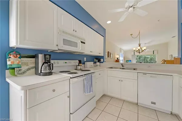 Bonita Springs, FL 34135,9250 Highland Woods BLVD #2308