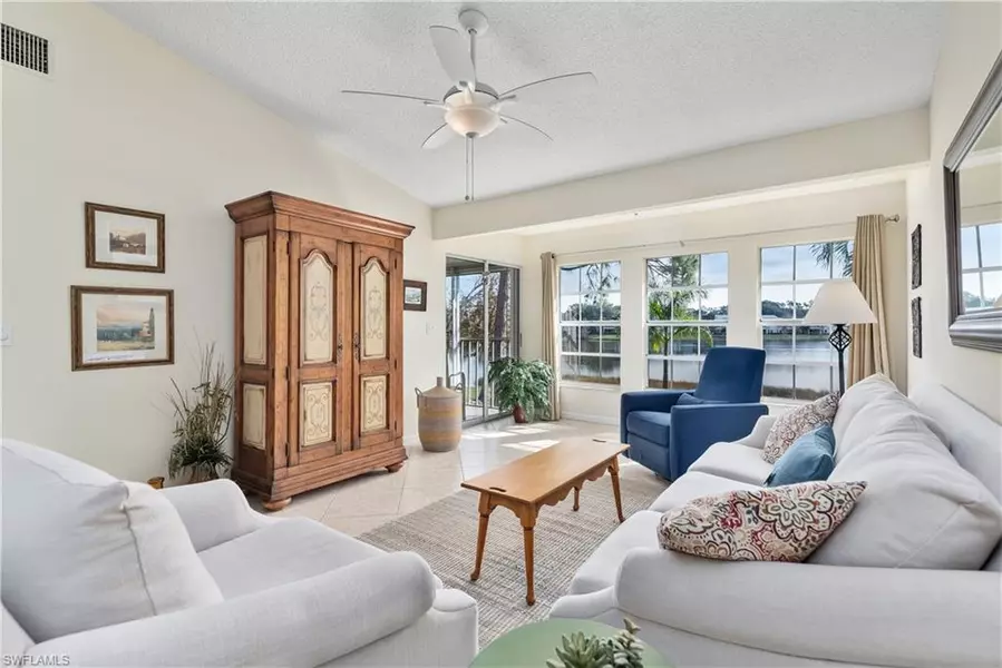 1708 Kings Lake BLVD #5-205, Naples, FL 34112