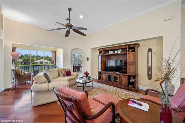 Naples, FL 34109,1680 Winding Oaks WAY #1-202