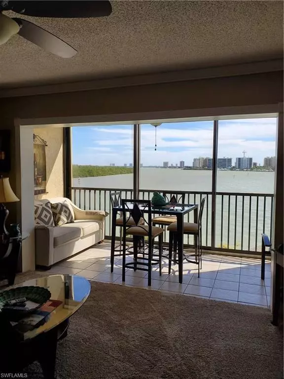 Fort Myers Beach, FL 33931,400 Lenell RD #306