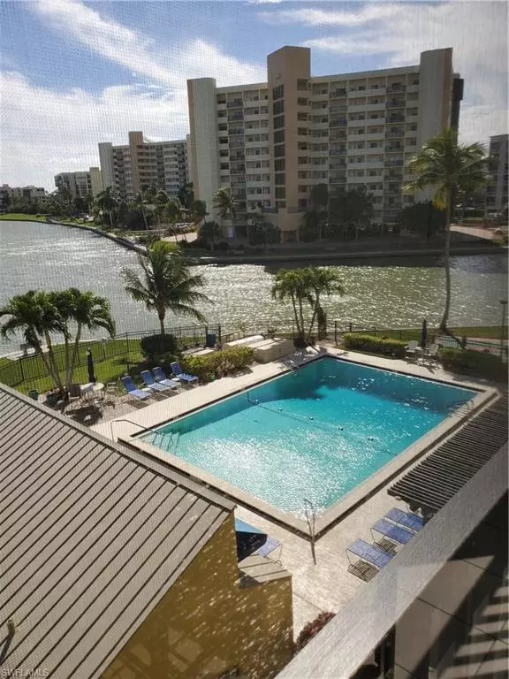 Fort Myers Beach, FL 33931,400 Lenell RD #306