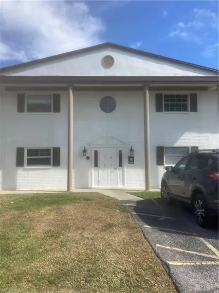 7001 New Post DR #2, North Fort Myers, FL 33917