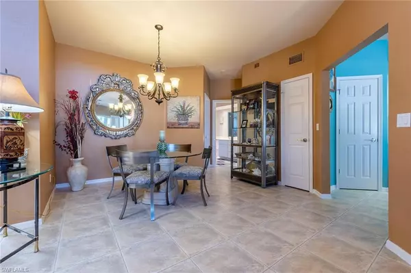 Bonita Springs, FL 34134,162 Barefoot CIR #37