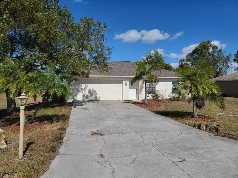 215 Manasota ST, Fort Myers, FL 33913