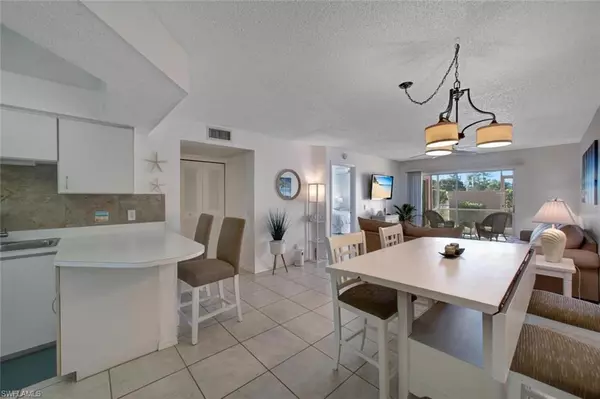 Bonita Springs, FL 34134,3970 Leeward Passage CT #101