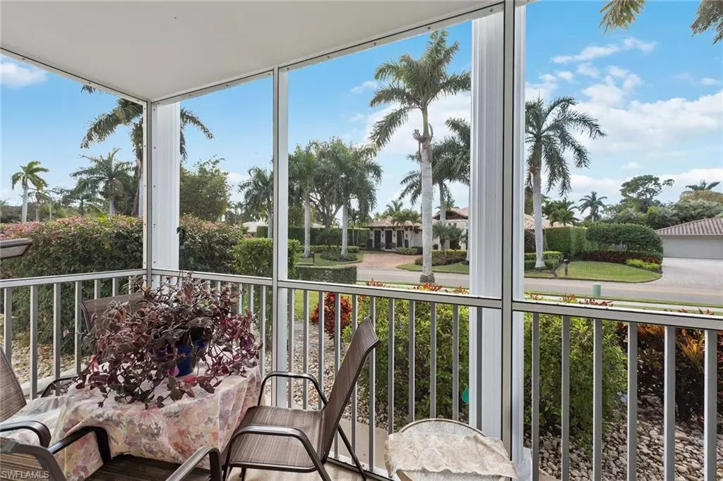 Naples, FL 34103,4022 Belair LN #4