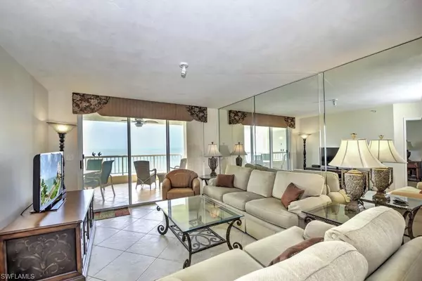 Marco Island, FL 34145,990 Cape Marco DR #507