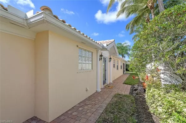 Naples, FL 34119,3226 Barbados LN