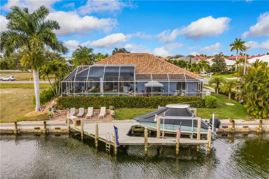 Marco Island, FL 34145,1097 Cottonwood CT