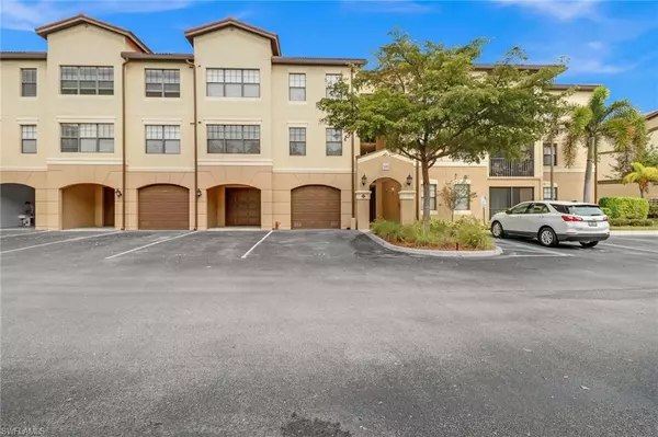 Naples, FL 34105,13000 Positano CIR #205