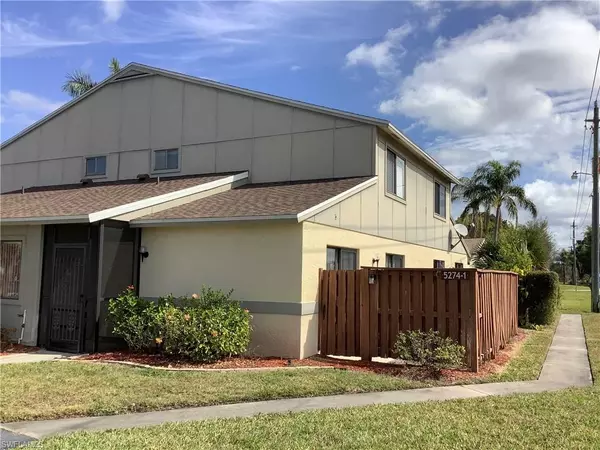 Fort Myers, FL 33919,5274 Cedarbend DR #1