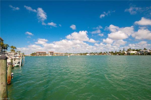 2600 Gulf Shore BLVD N #55, Naples, FL 34103