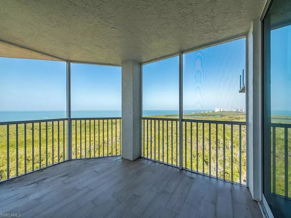 Naples, FL 34108,6101 Pelican Bay BLVD #1803